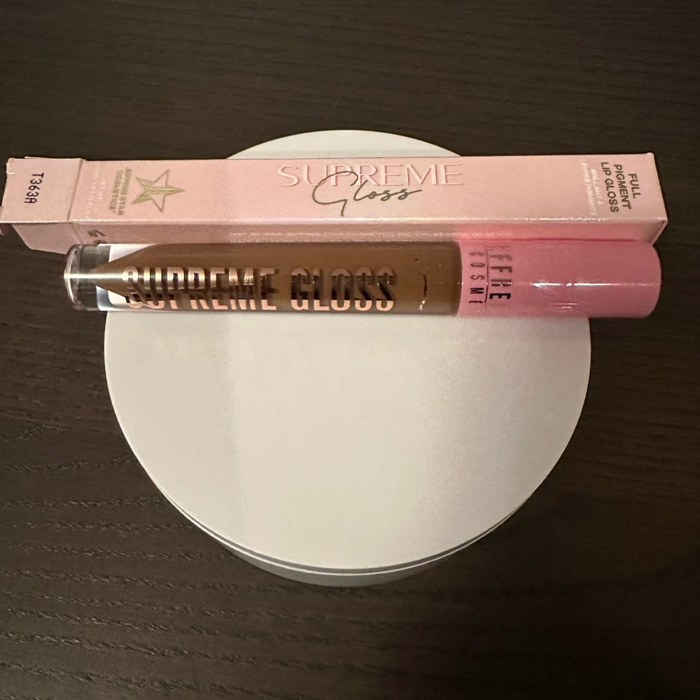 Jeffree Star Supreme Glass – Top Shelf